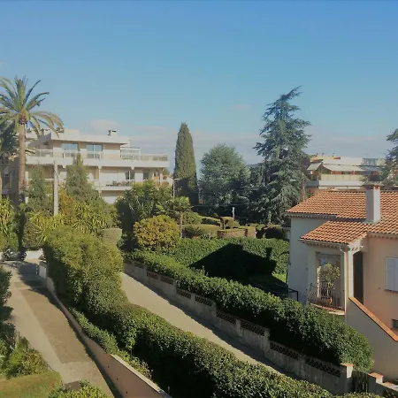 B-azur Apartment